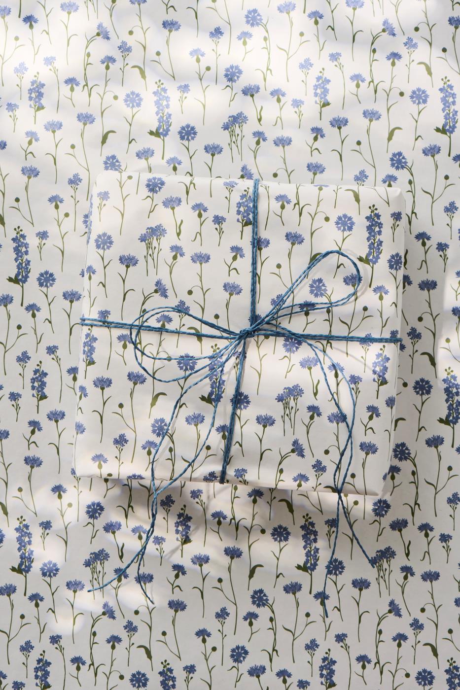 Papierrolle Kornblumen 5 m/Rolle von IB Laursen