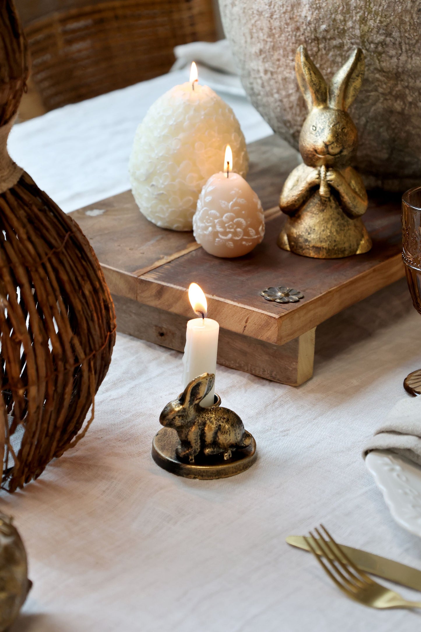 Kaninchen mit Karotte von Chic Antique