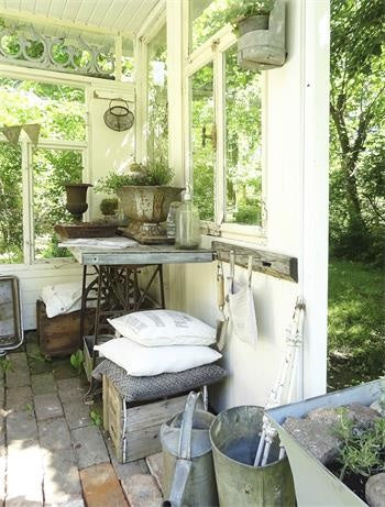 Sommerliche Außenbereiche von Jeanne d'Arc Living