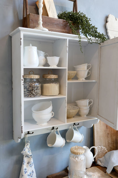 Schrank für Wand mit 1 Tür und 3 Ablagen von Chic Antique