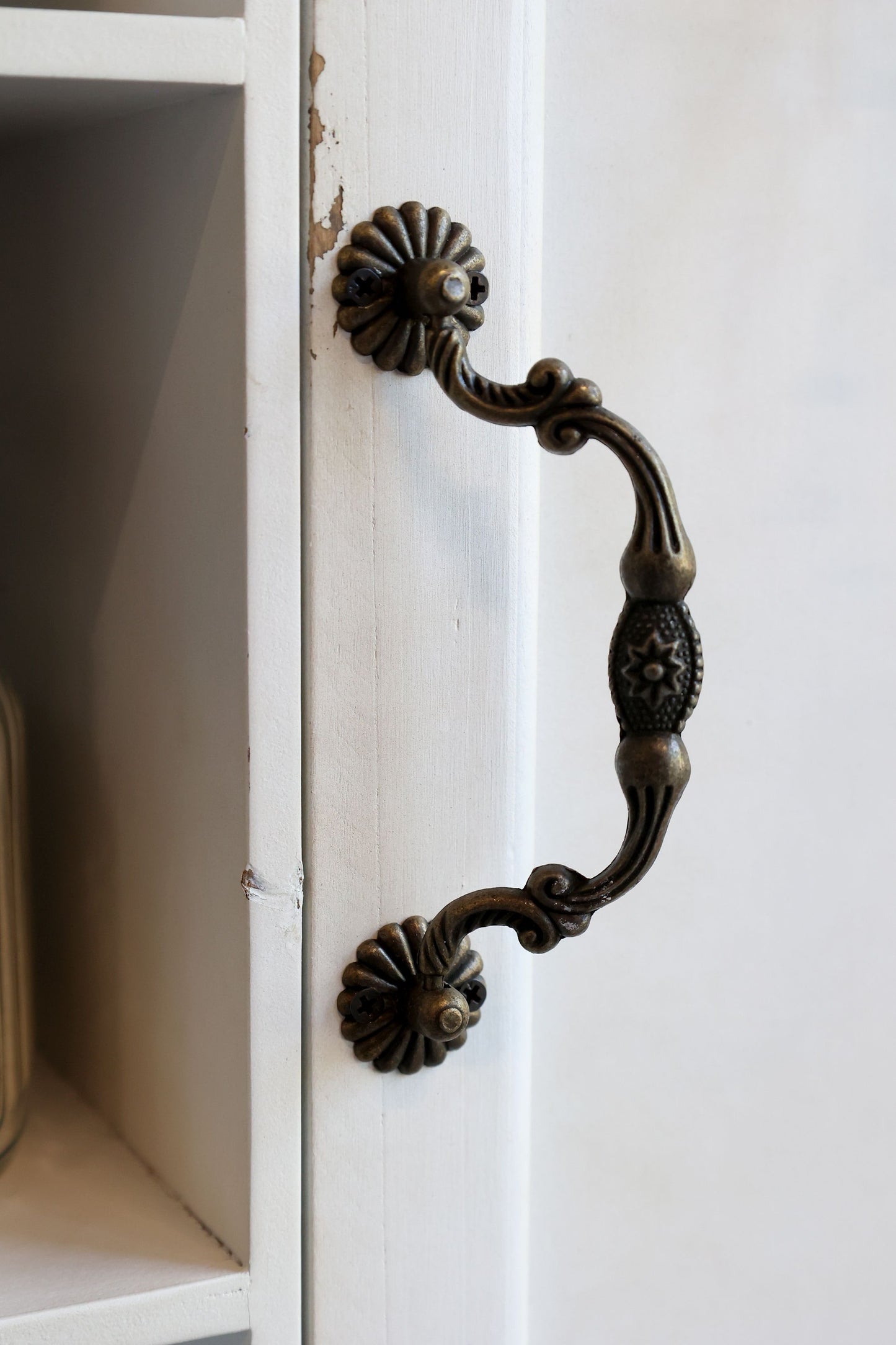 Schrank für Wand mit 1 Tür und 3 Ablagen von Chic Antique