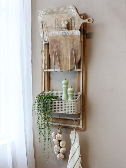 Tours Tapasbrett mit Holz und Schnitzereien von Chic Antique