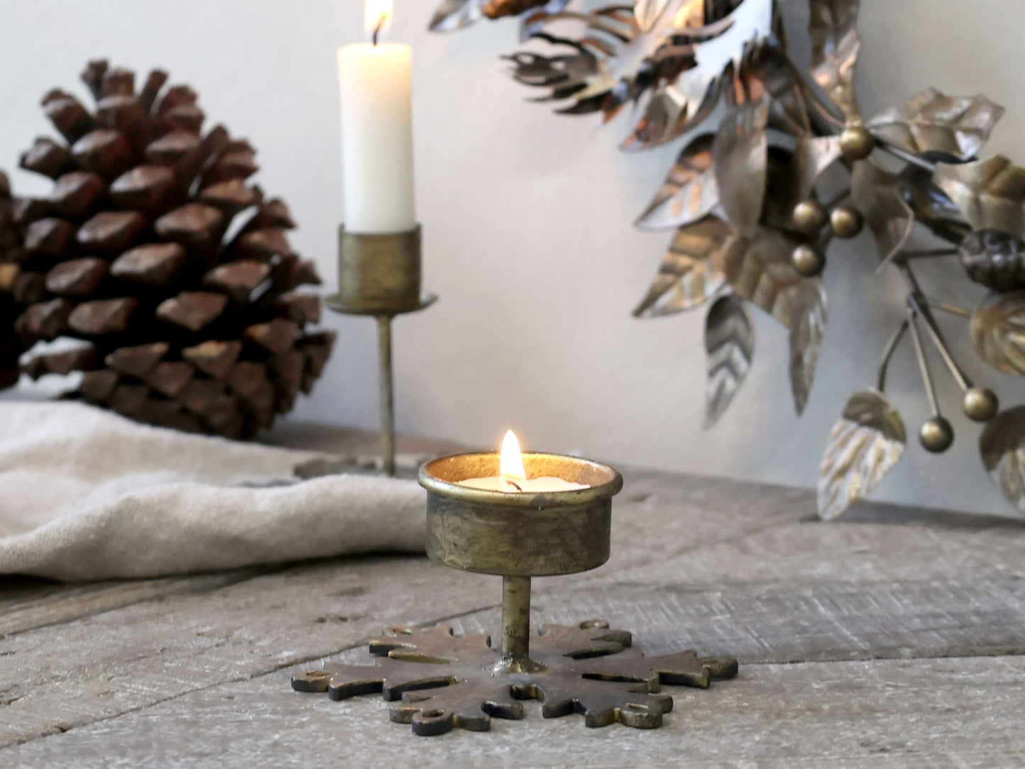 Teelichthalter mit Schneeflocke von Chic Antique