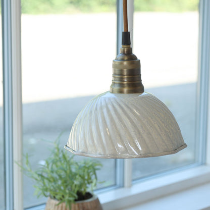 Lunel Lampe aus Emaille von Chic Antique